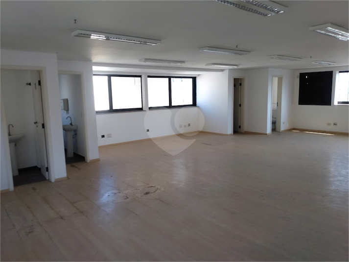 Foto REO1105387