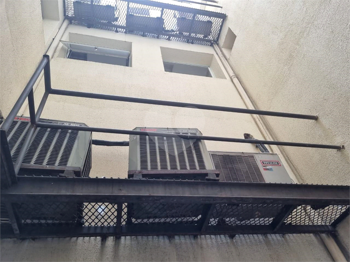 Foto REO1105391
