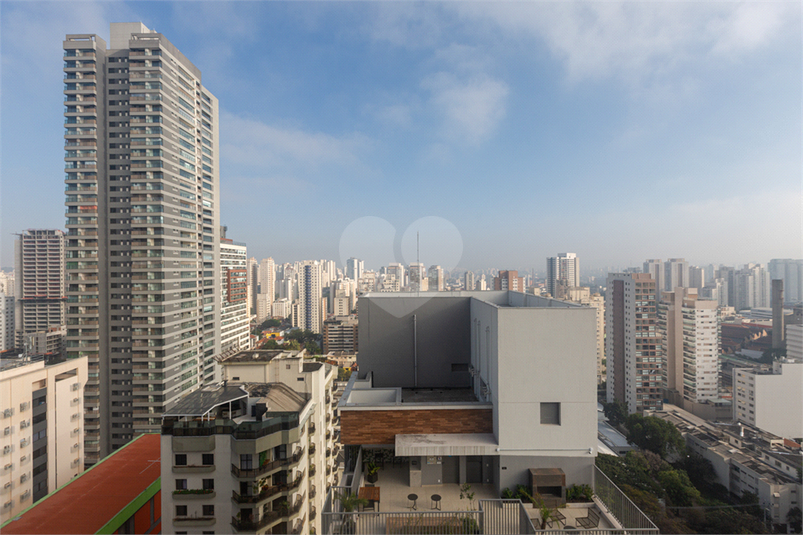 Foto REO1105430