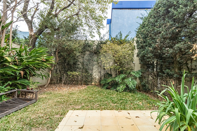Foto REO1105448