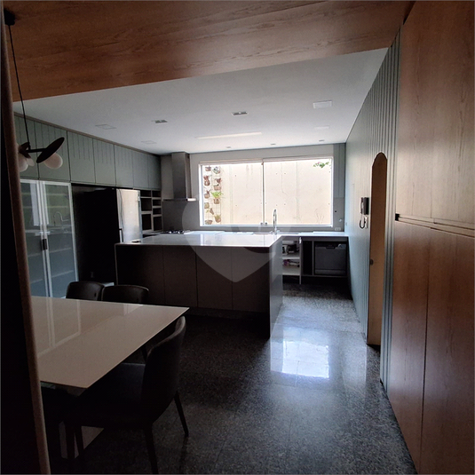 Foto REO1105448