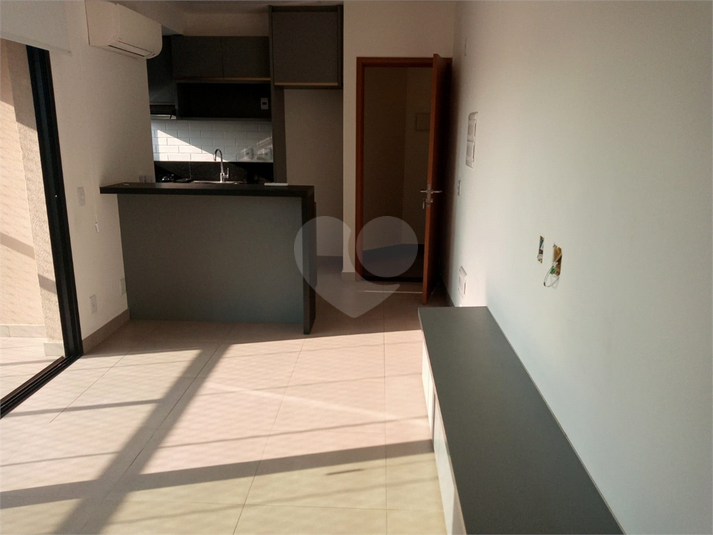 Foto REO1105457