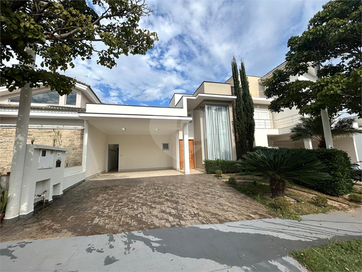 Foto REO1105463