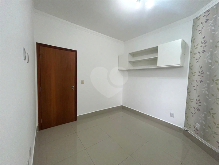 Foto REO1105463