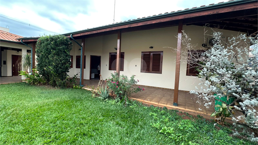 Foto REO1105469