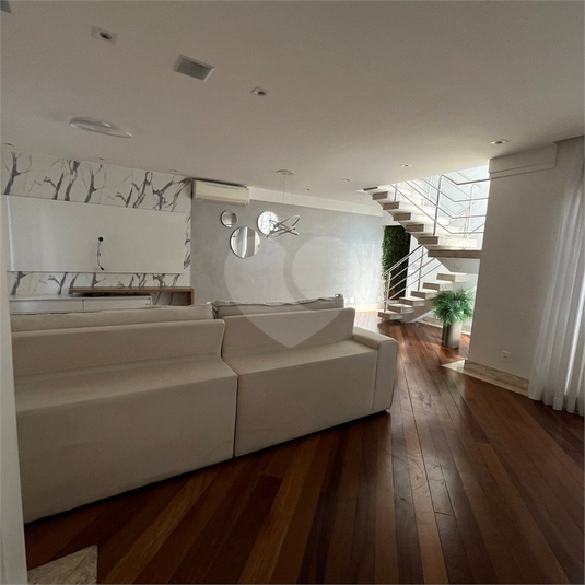 Foto REO1105472