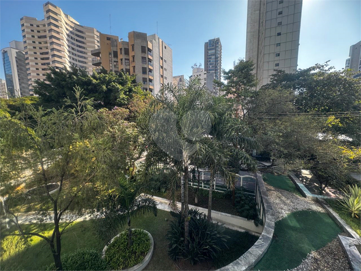 Foto REO1105475