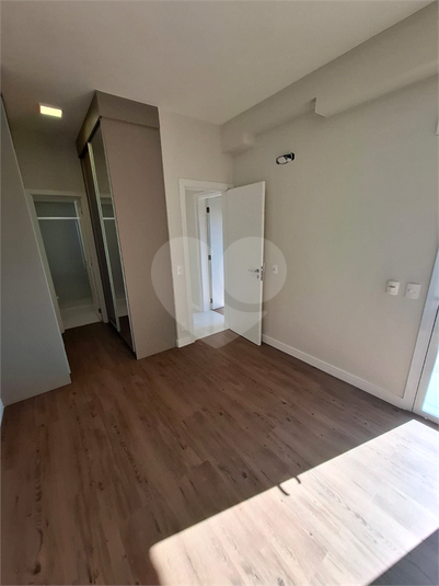 Foto REO1105478