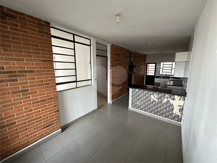 Foto REO1105481