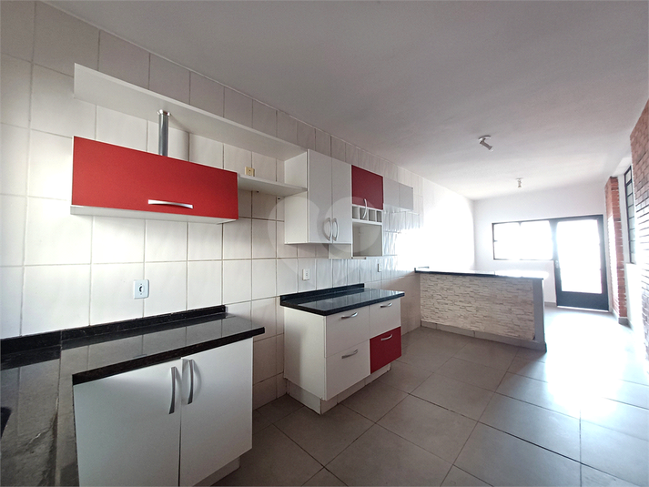 Foto REO1105481