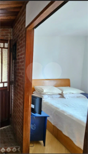 Foto REO1105483