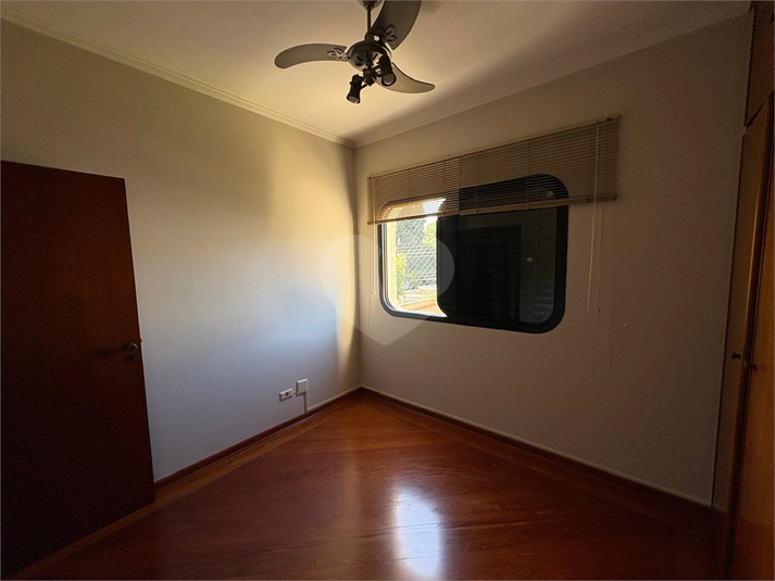 Foto REO1105501