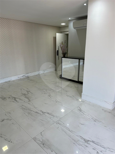 Foto REO1105502