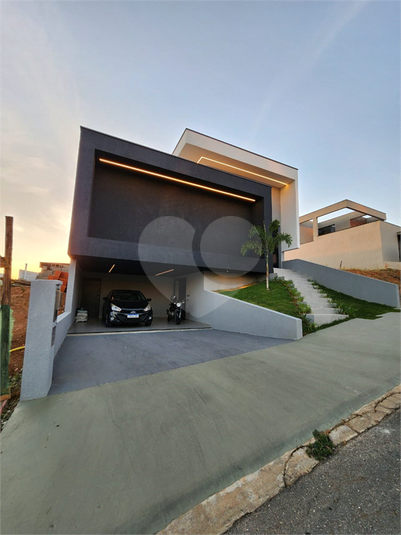 Foto REO1105537