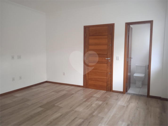 Foto REO1105543