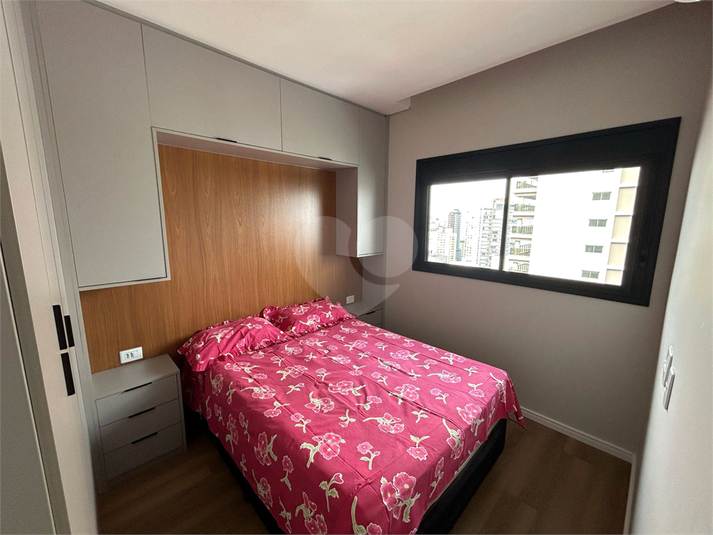 Foto REO1105552