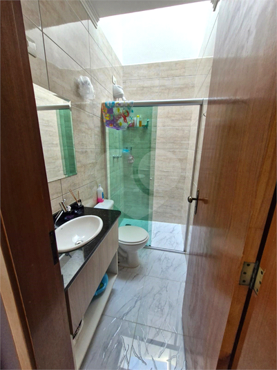 Foto REO1105561