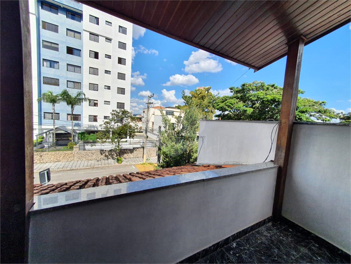 Foto REO1105566