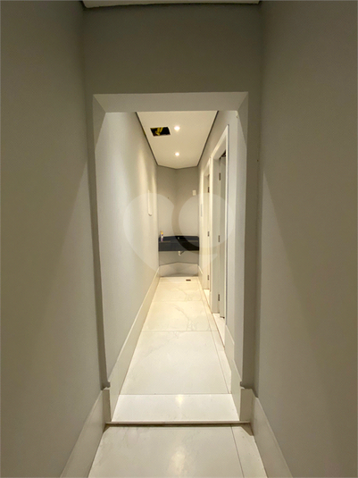 Foto REO1105568