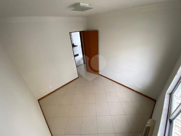 Foto REO1105580