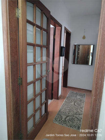 Foto REO1105591