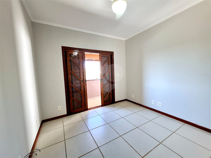 Foto REO1105599