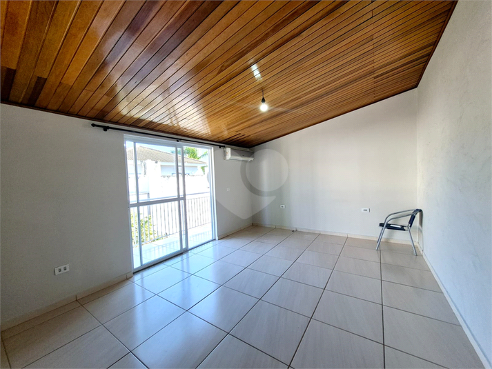 Foto REO1105599