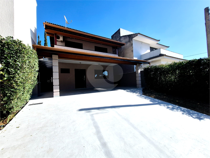 Foto REO1105599