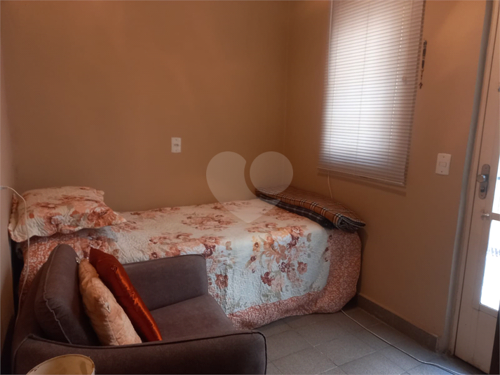 Foto REO1105600