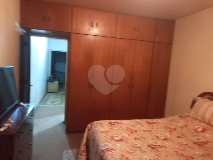 Foto REO1105600