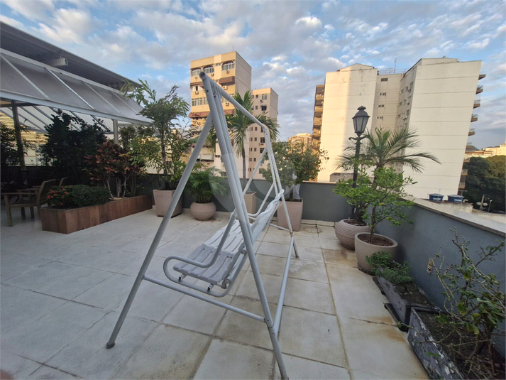 Foto REO1105620