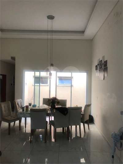 Foto REO1105629