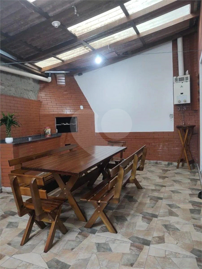 Foto REO1105630