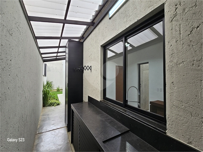 Foto REO1105635