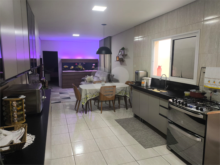 Foto REO1105639