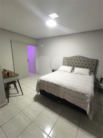 Foto REO1105639