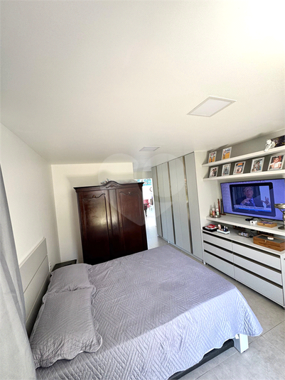 Foto REO1105641