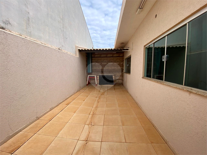 Foto REO1105659