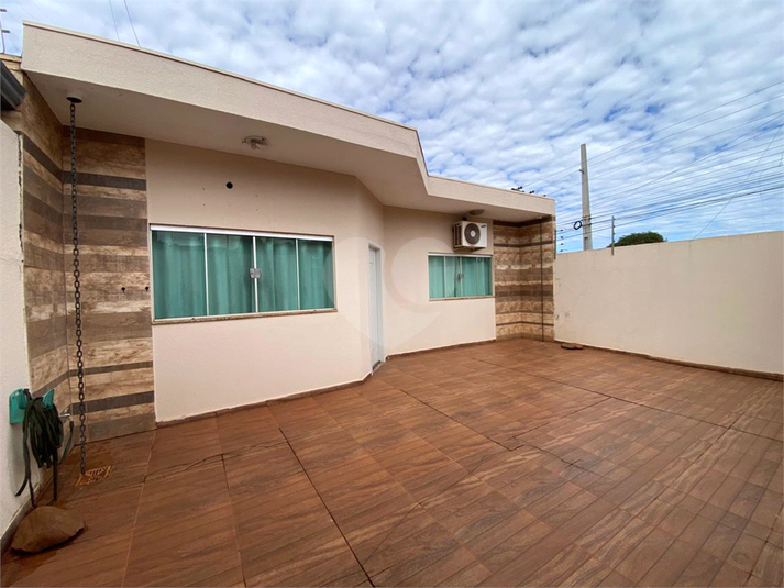 Fundos da casa