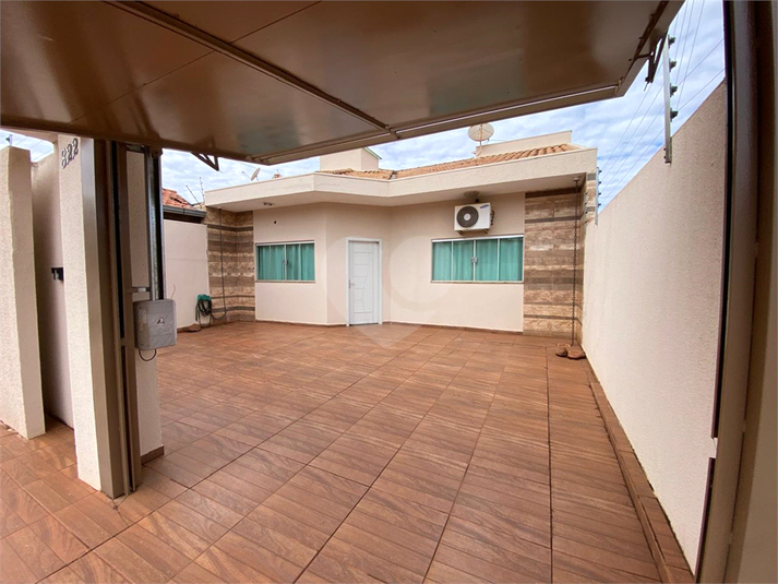 Fundos da casa