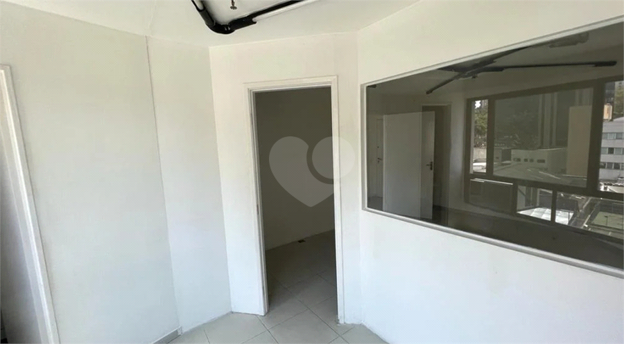 Foto REO1105661