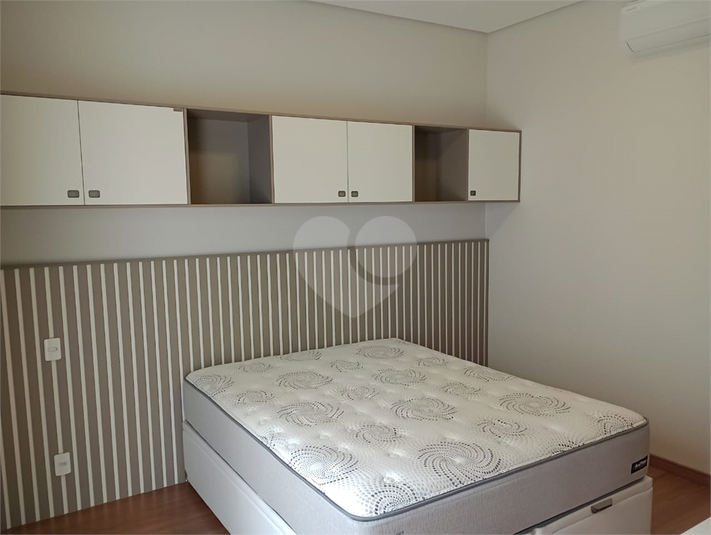 Foto REO1105668