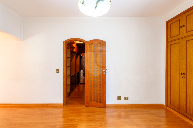 Foto REO1105676