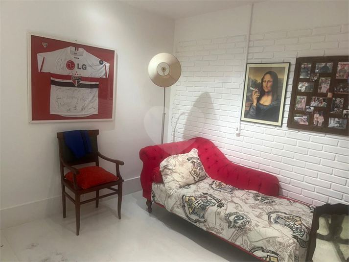 Foto REO1105683