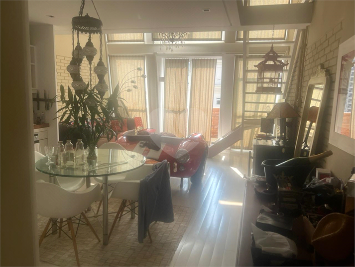 Foto REO1105683