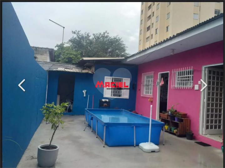 Foto REO1105696