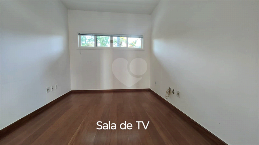 Foto REO1105710