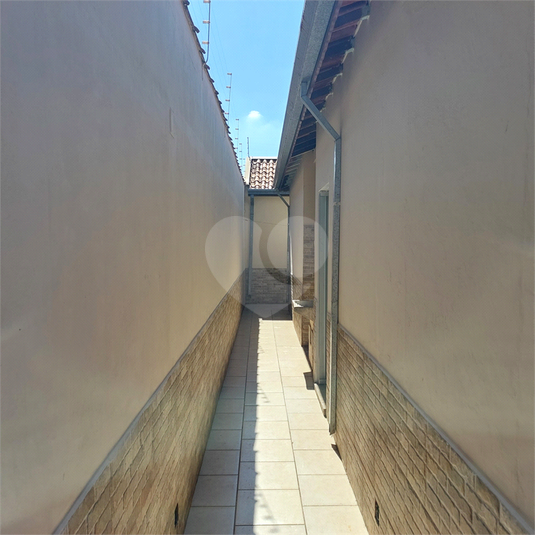 Foto REO1105720