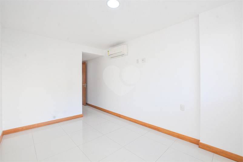 Foto REO1105729