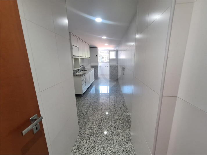 Foto REO1105729
